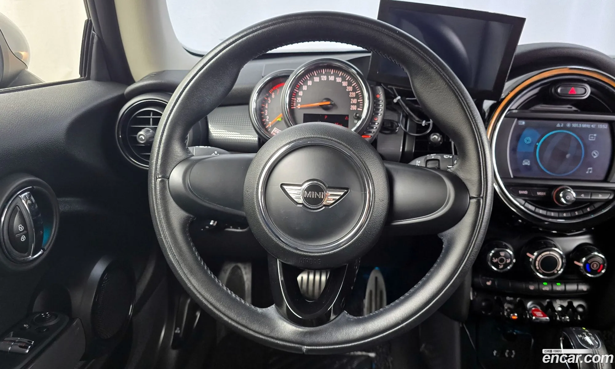 Mini Cooper 2016 WMWXP5100G3A98459 — 14