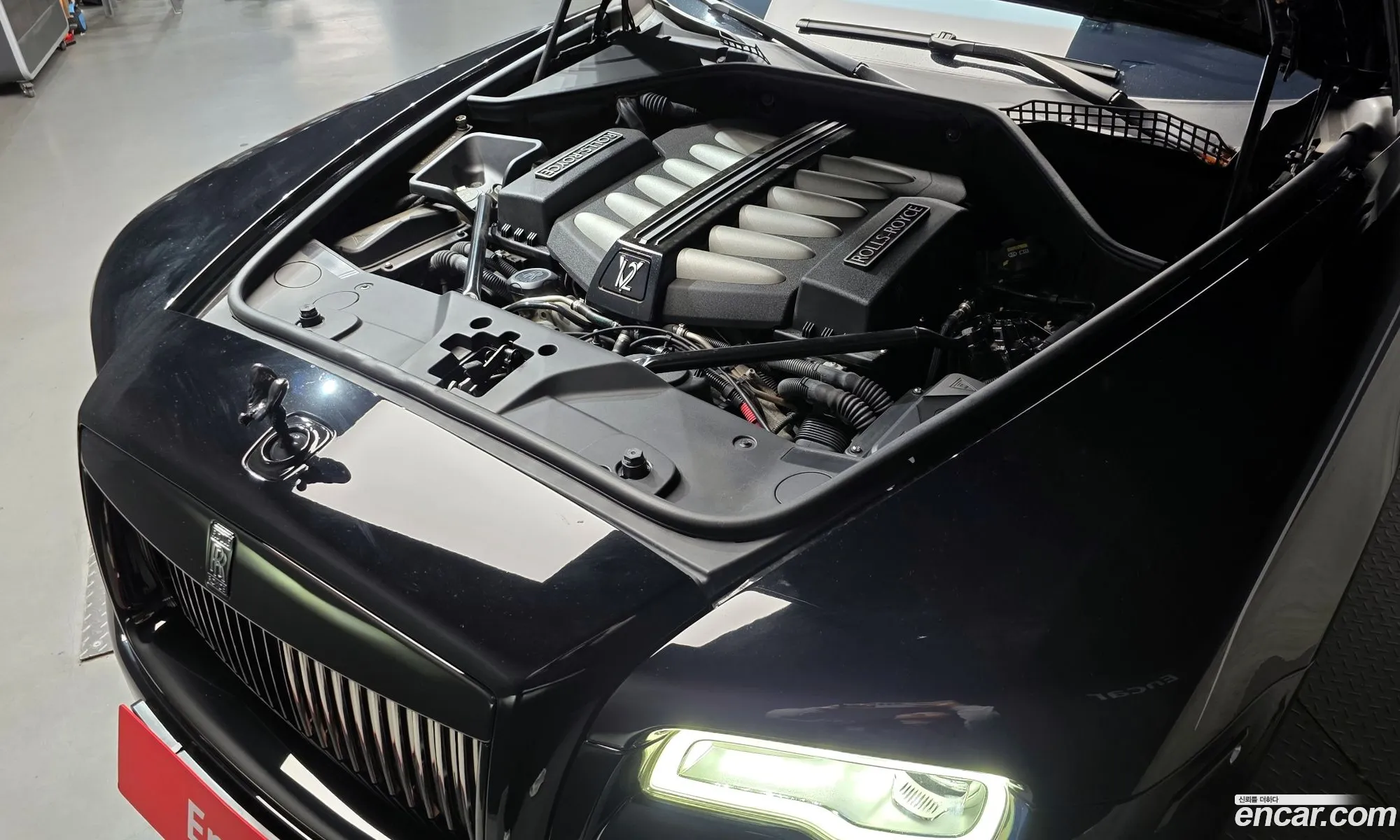 Rolls-Royce Wraith 2017 SCA665C09HUX80593 — 8