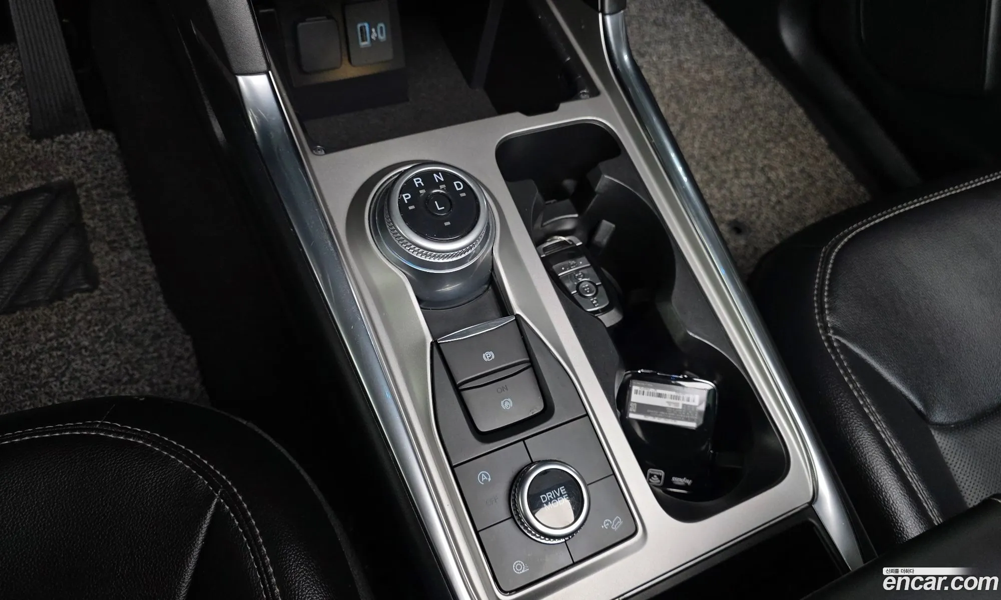 Ford Explorer 6th Gen 2021 1FMSK8FH8MGA35599 — 14