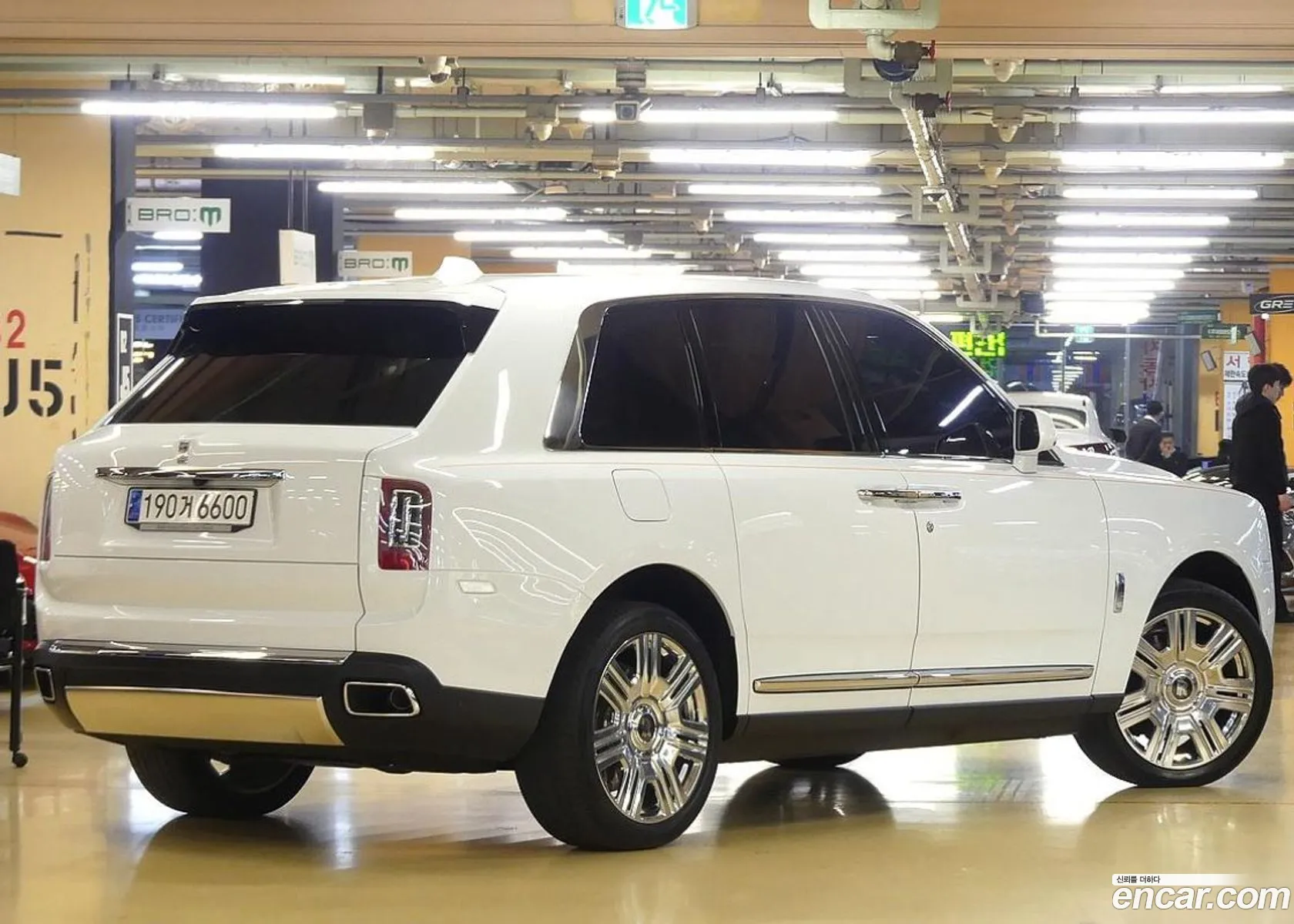 Rolls-Royce Cullinan 2023 — 3