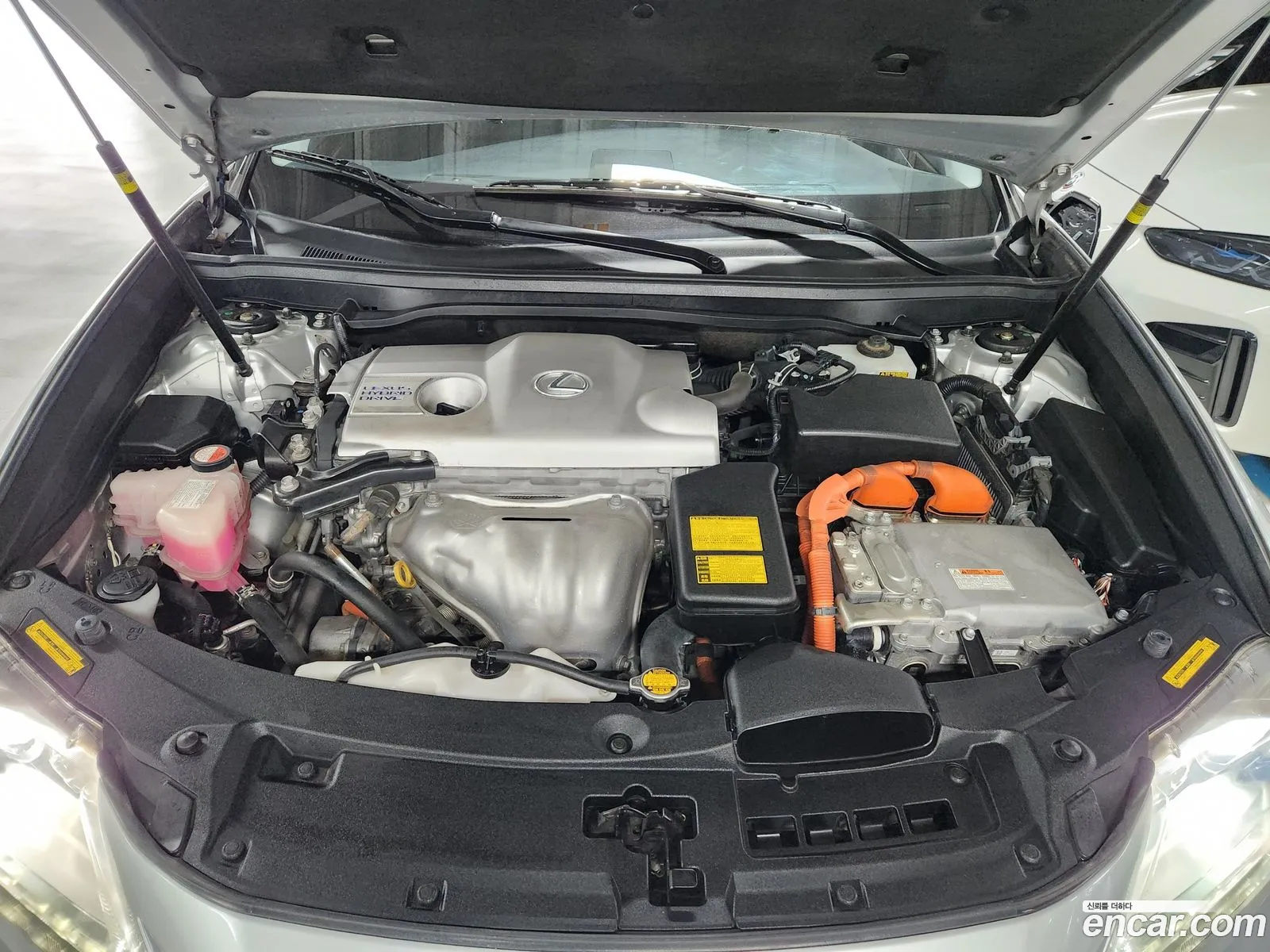 Lexus ES300h 2014 — 10