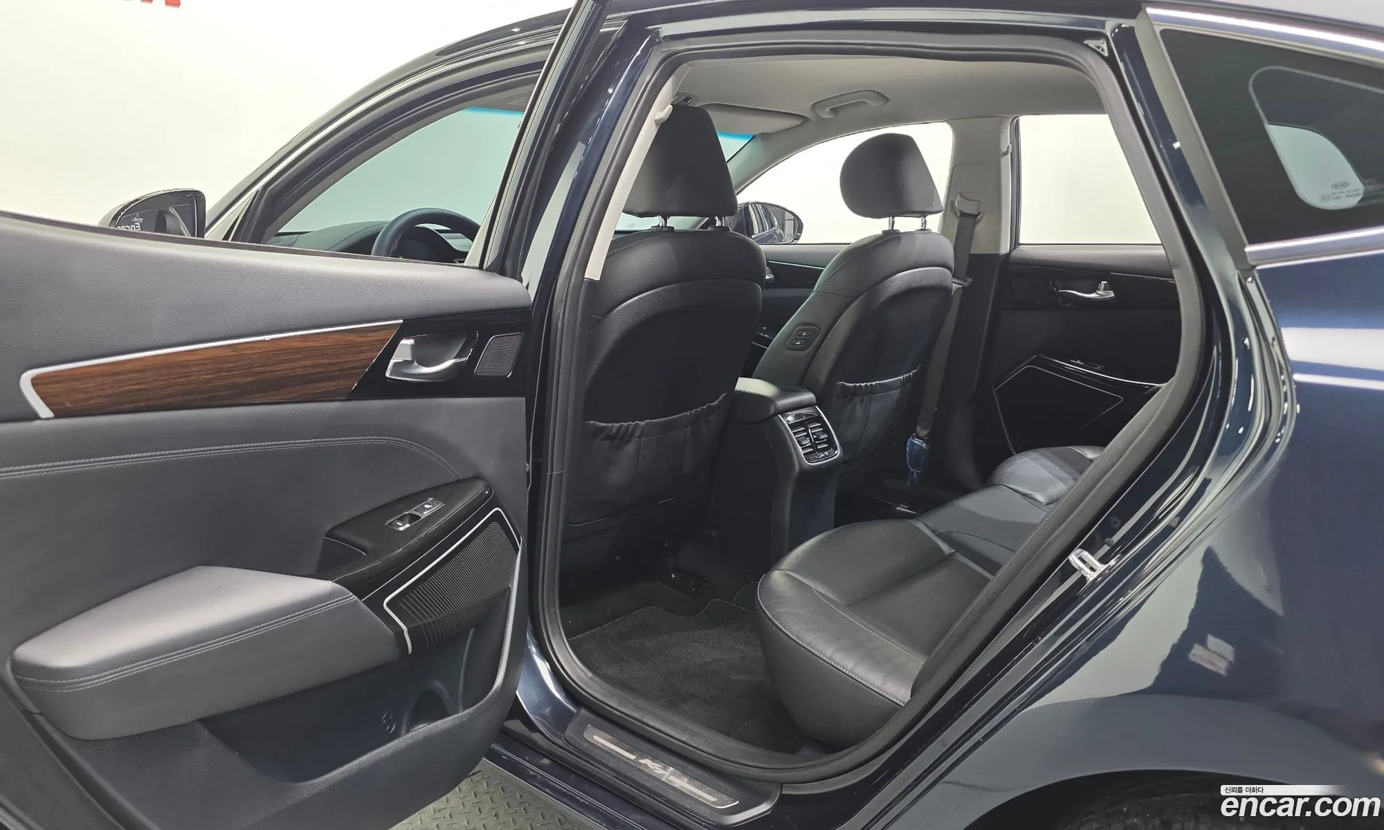 Kia K7 2019 — 6