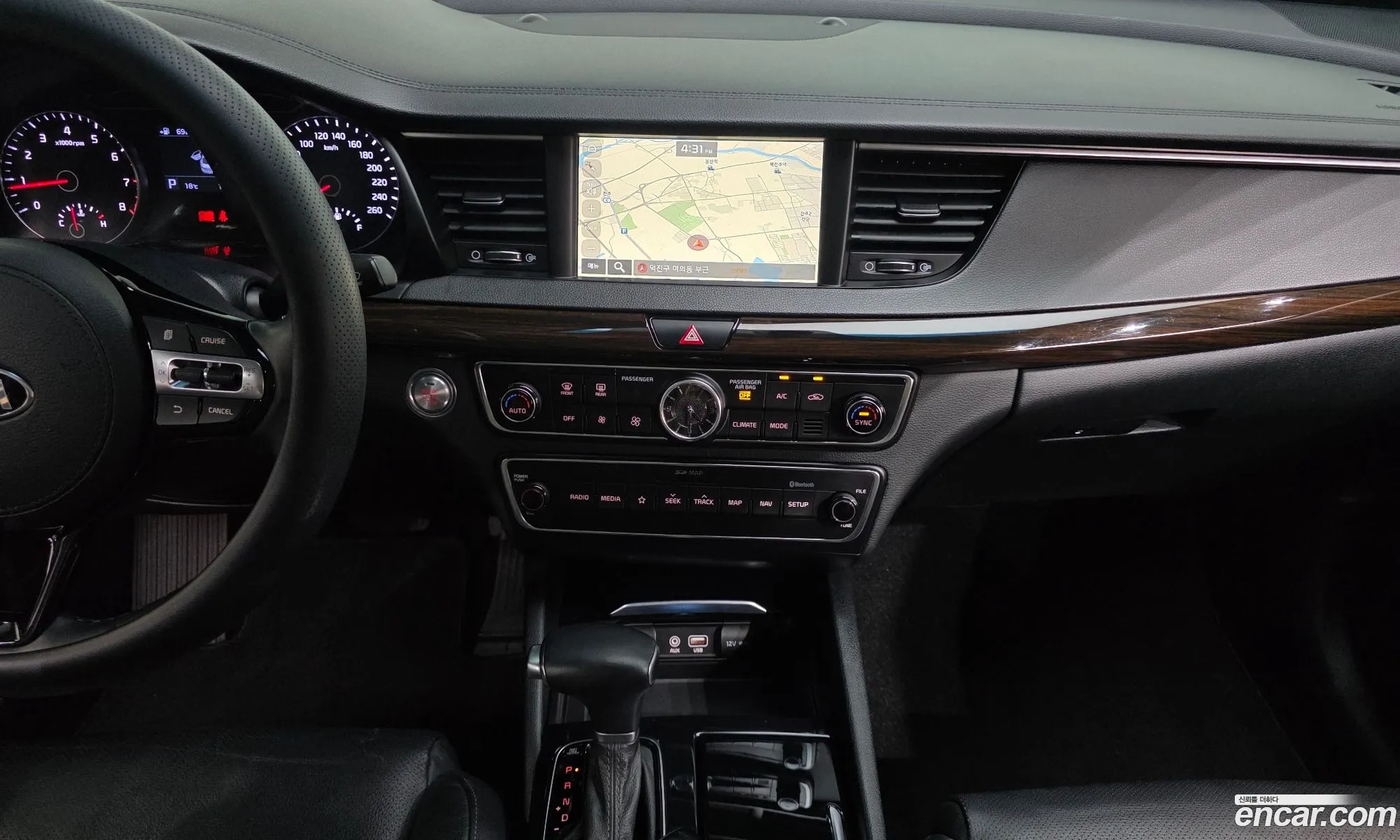 Kia K7 2019 — 9