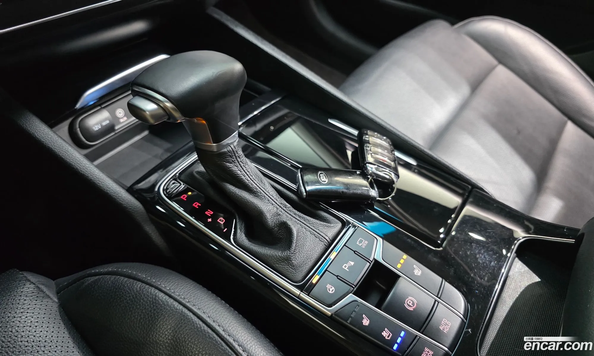 Kia K7 2019 — 3