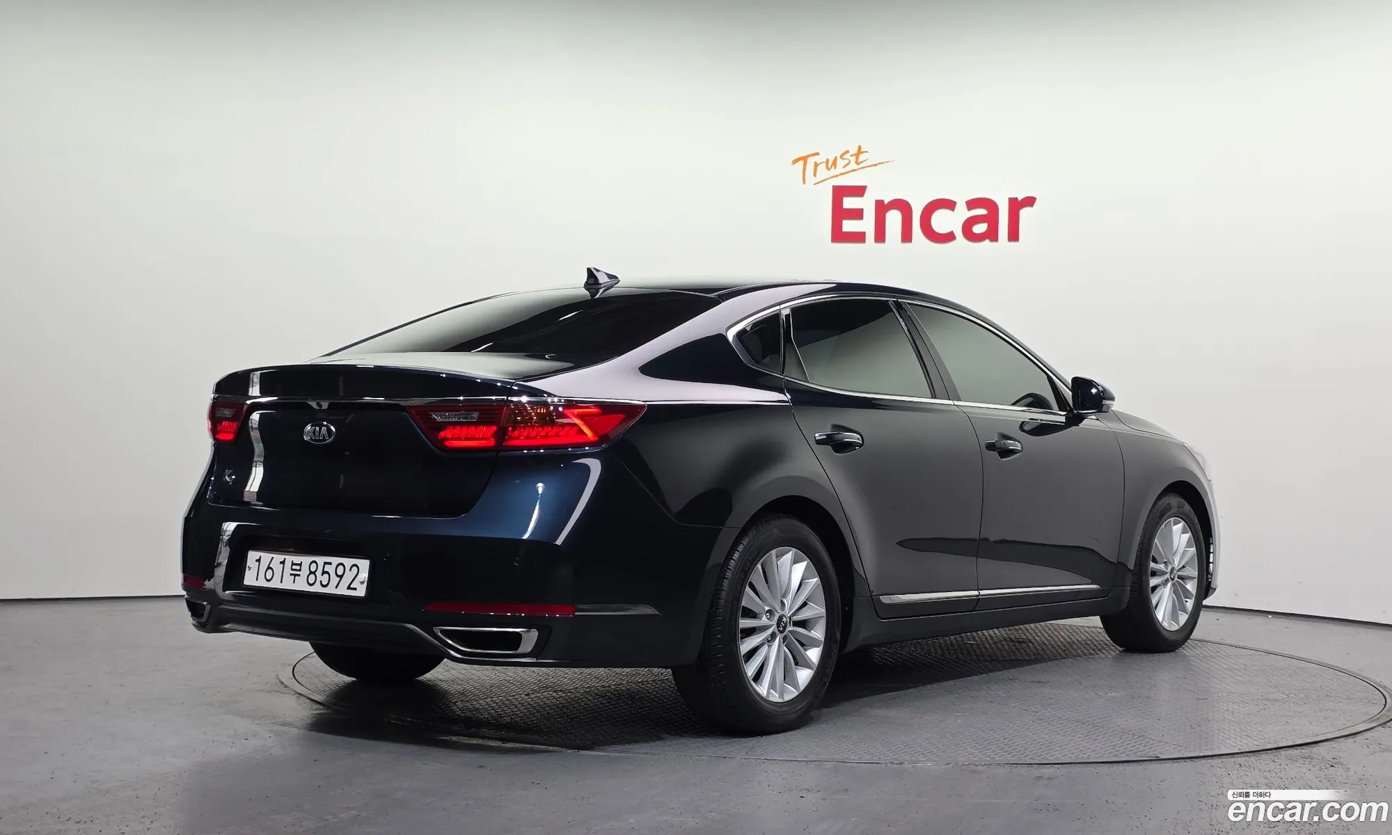 Kia K7 2019 — 13