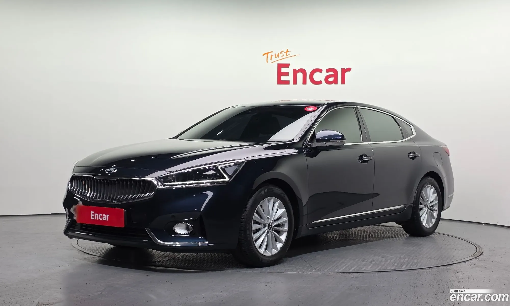 Kia K7 2019 — 7