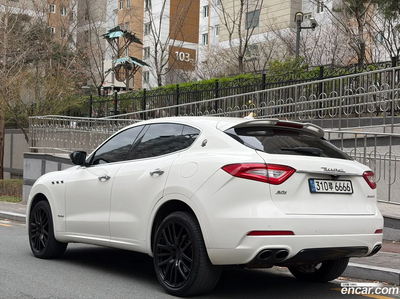 Maserati Levante 2018 — 3