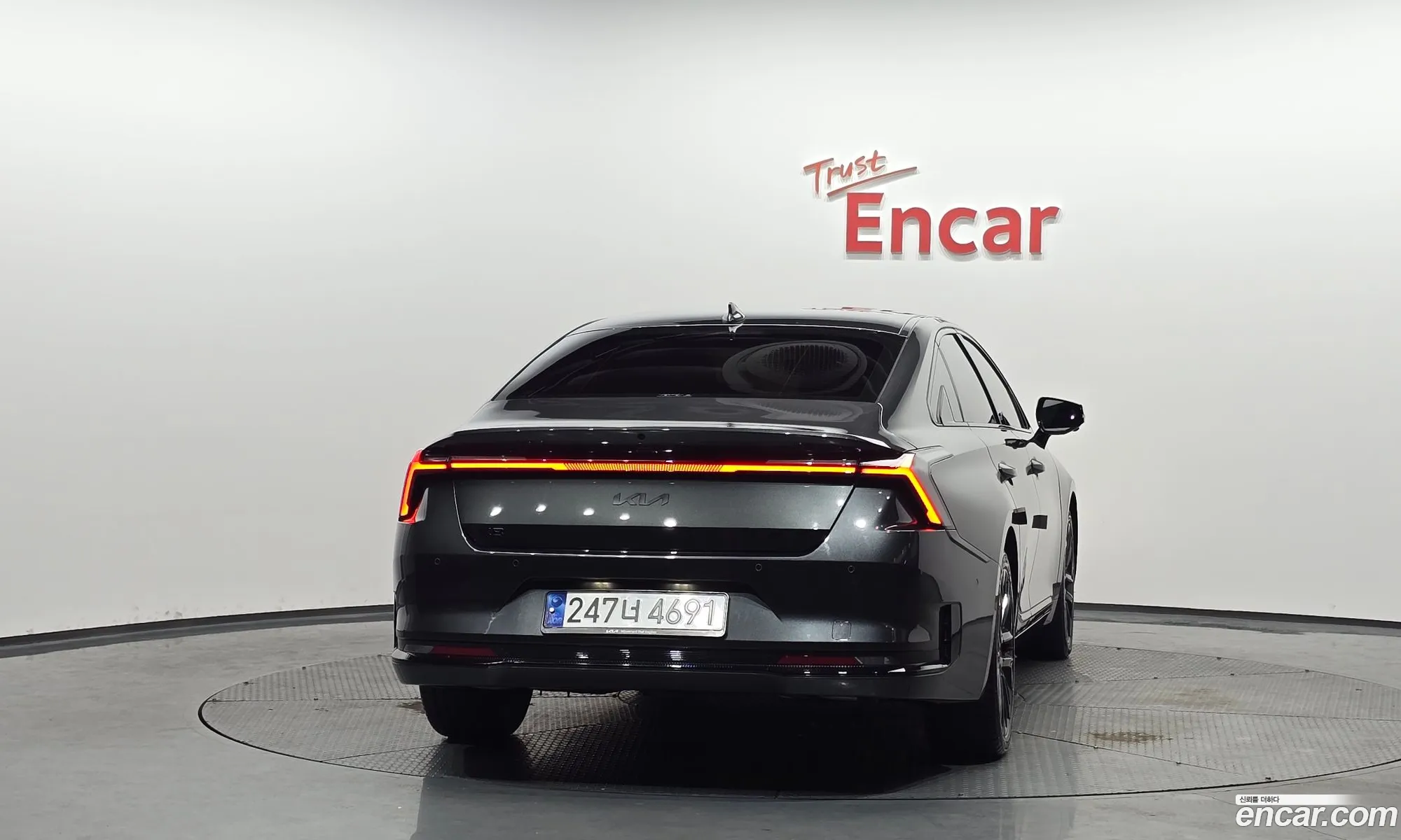 Kia K8 Hybrid 2024 — 19