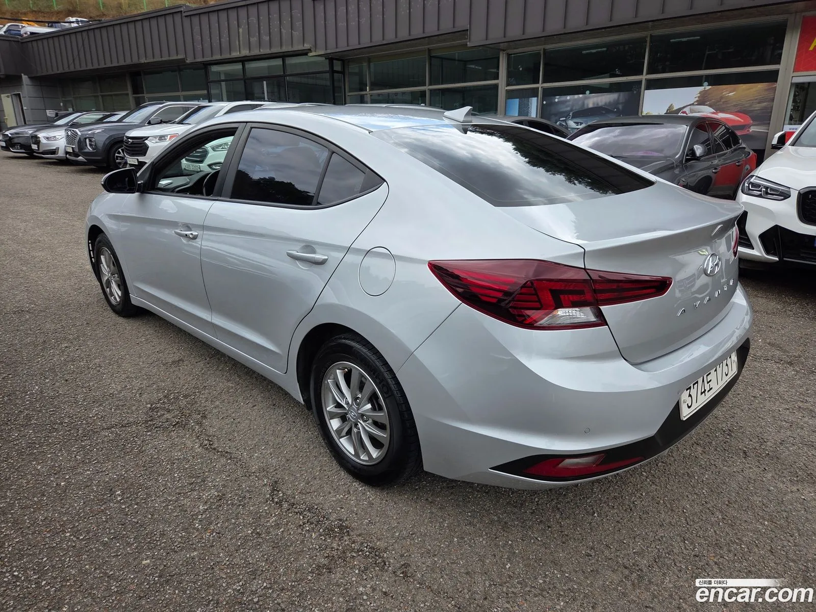 Hyundai Elantra AD 2019 — 18