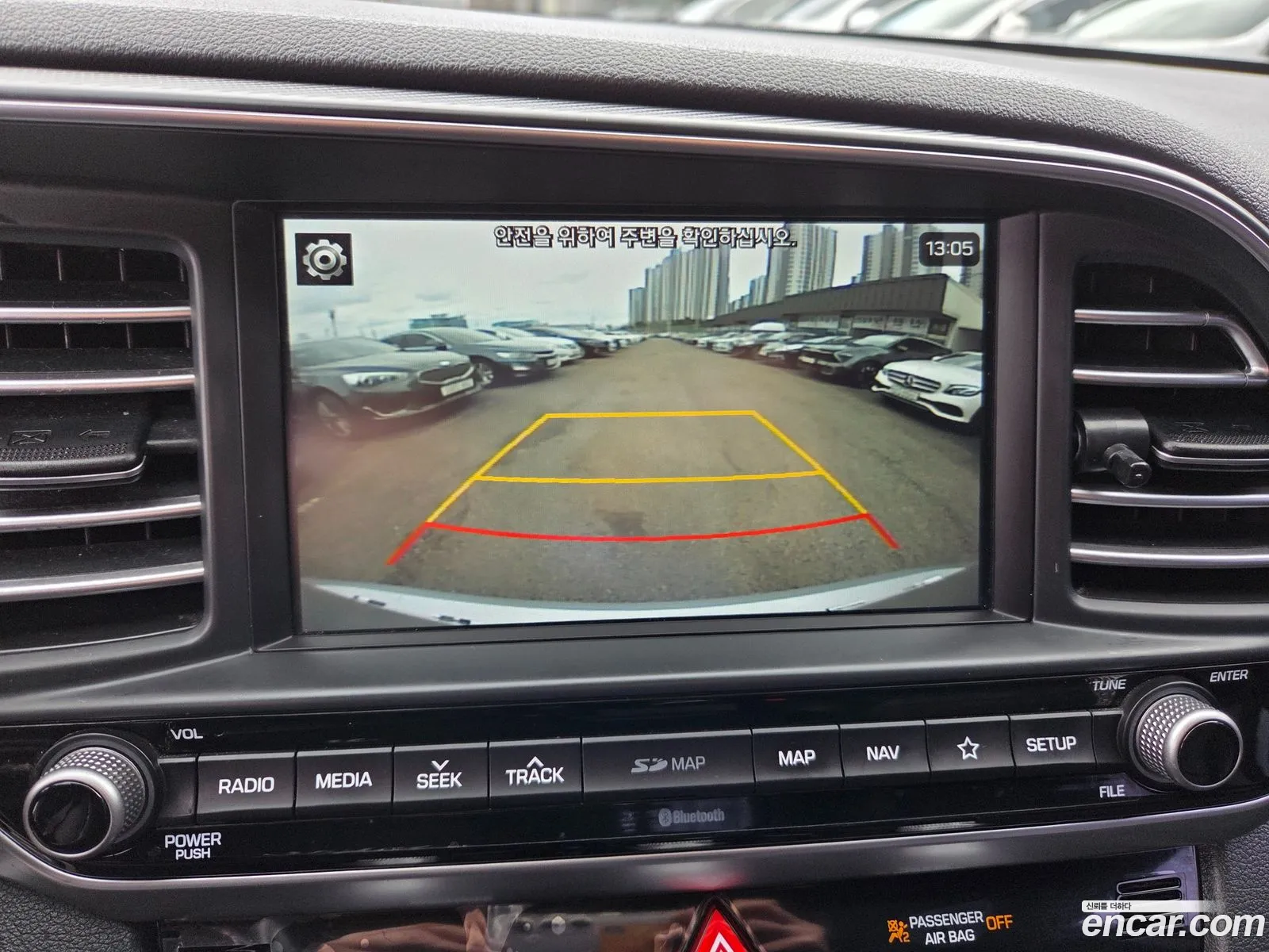 Hyundai Elantra AD 2019 — 9