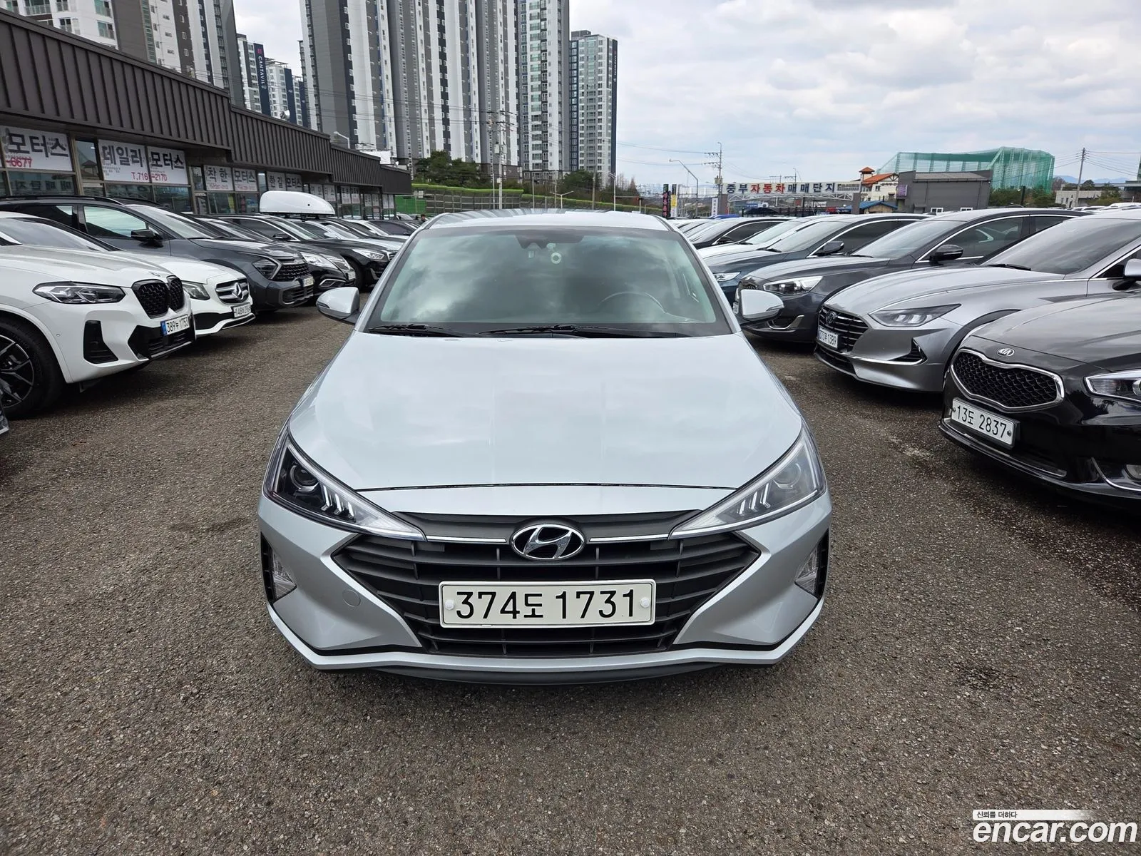 Hyundai Elantra AD 2019 — 16
