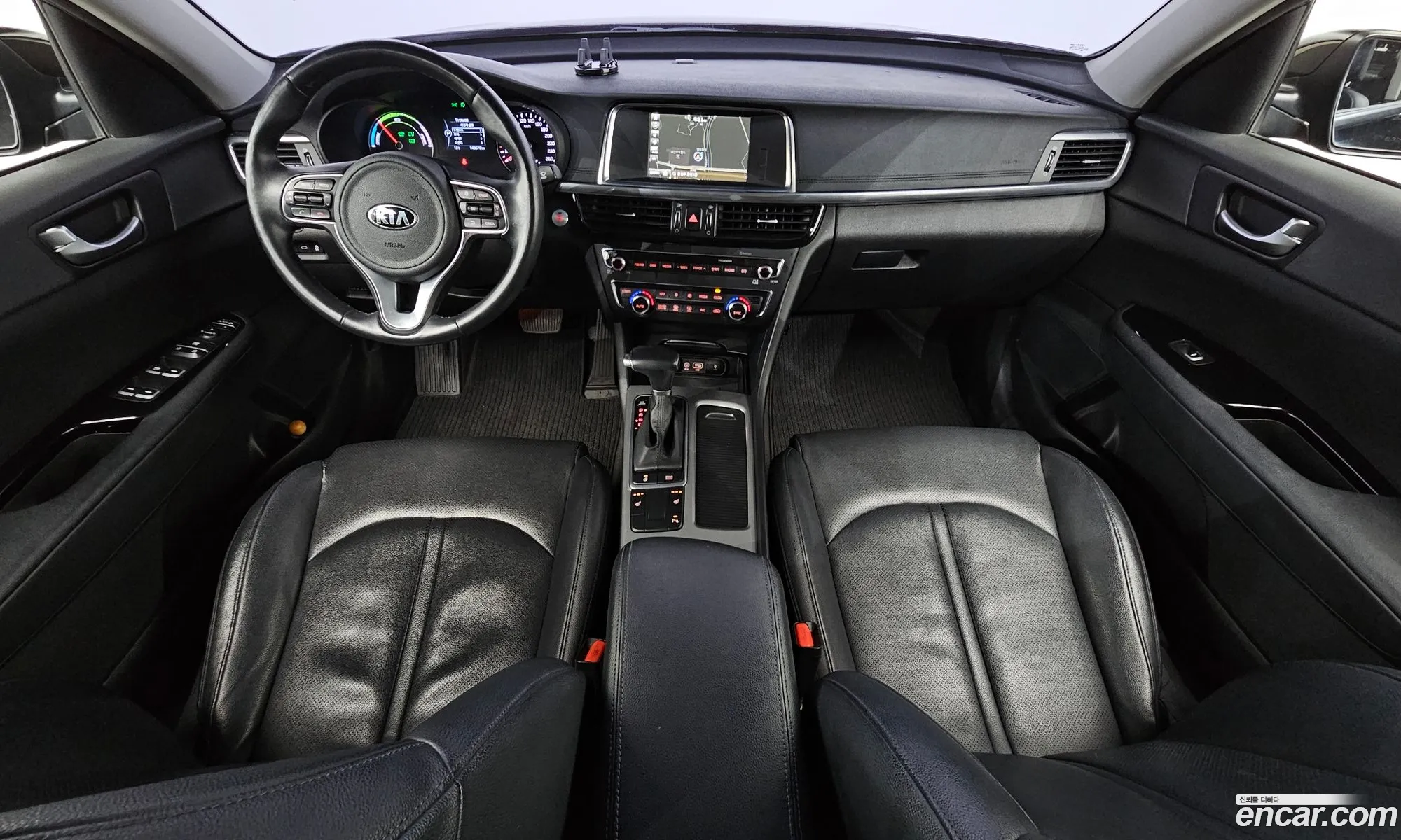 Kia K5 Hybrid 2016 — 20
