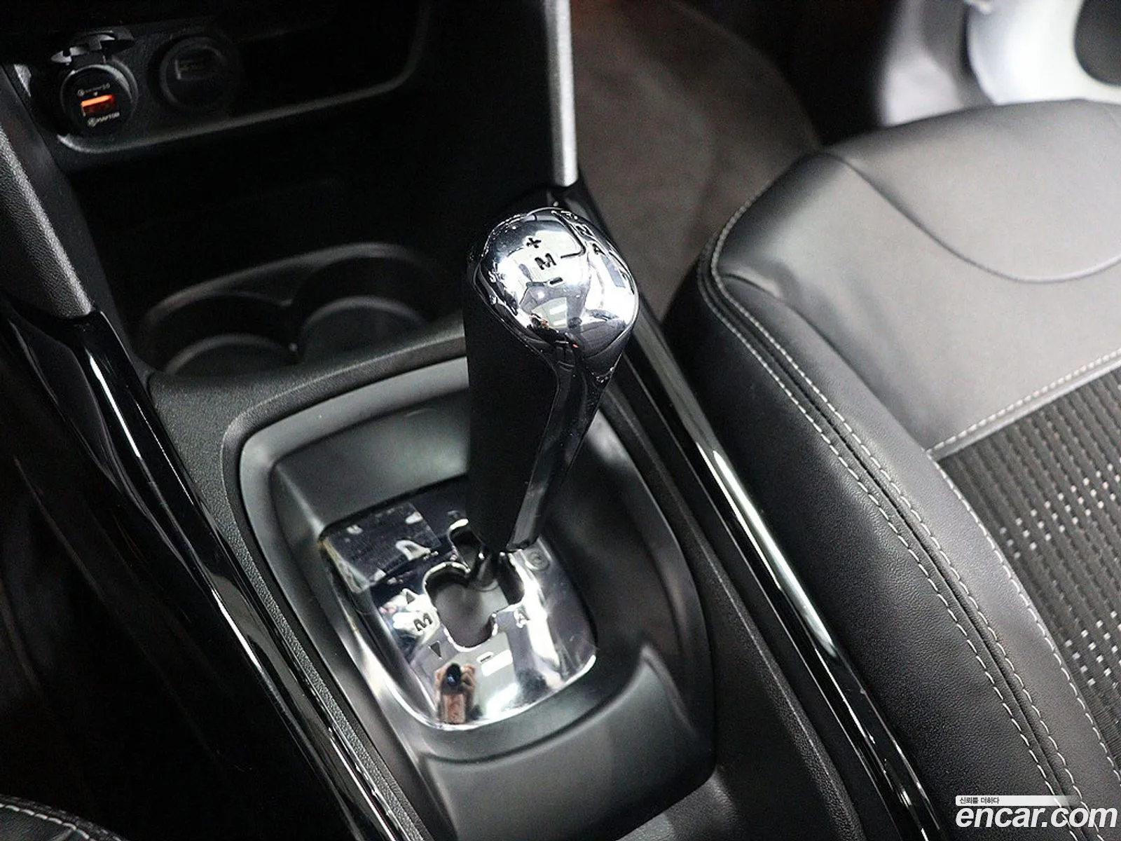 Peugeot 2008 2015 — 11