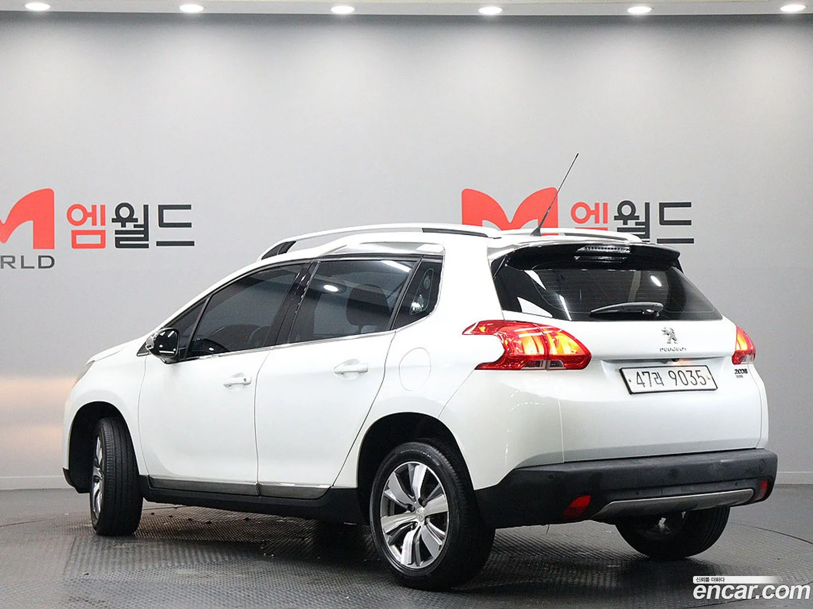 Peugeot 2008 2015 — 2