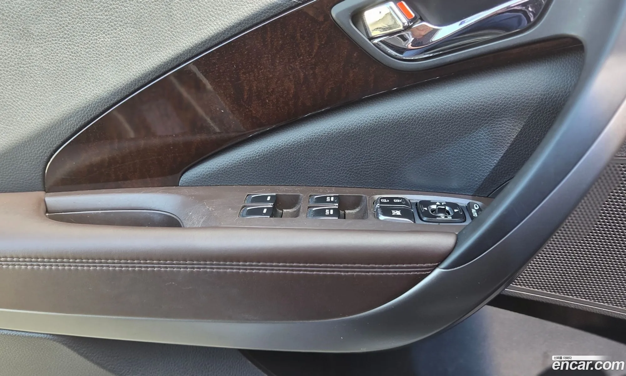 Hyundai Grandeur HG Hybrid 2015 — 16