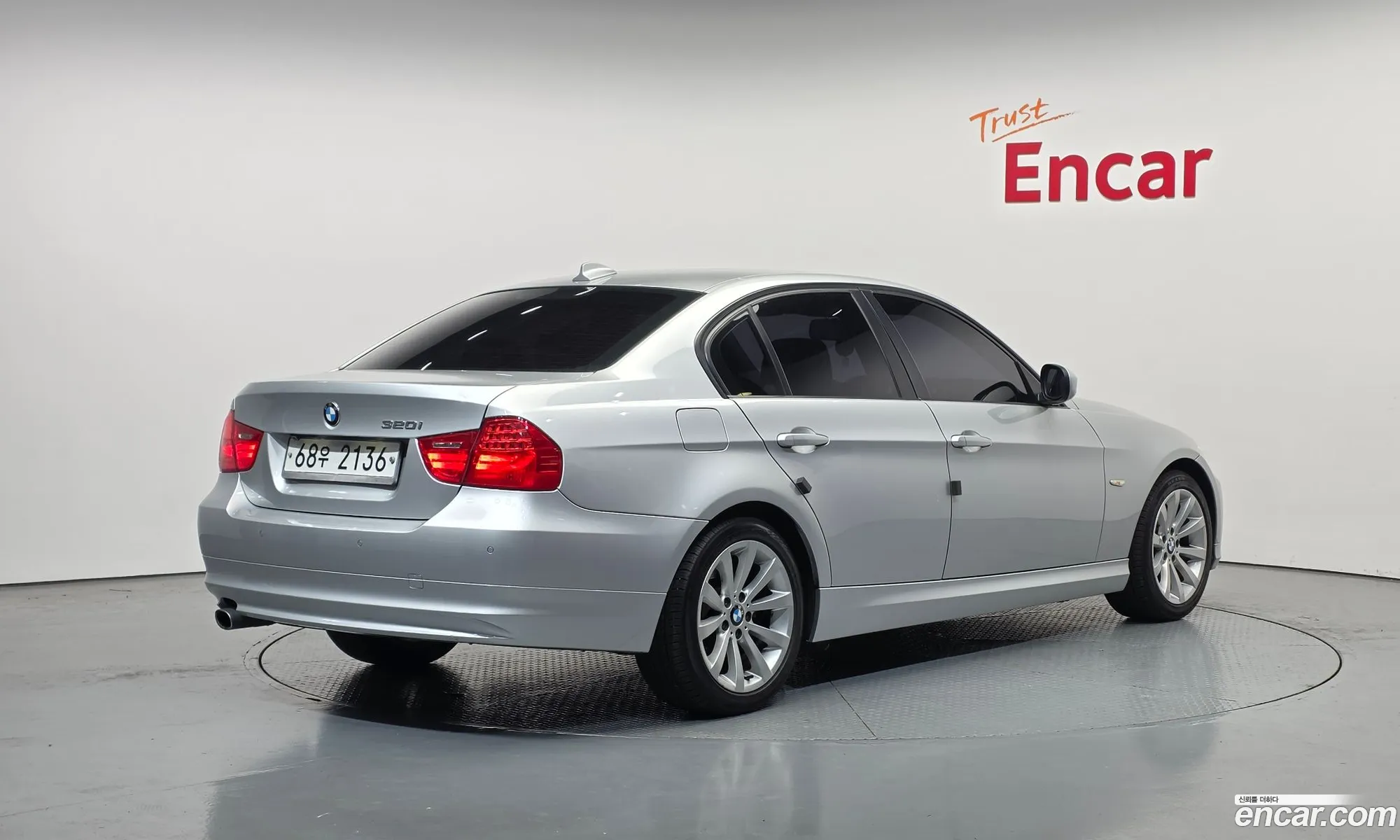 BMW 3 Series 2011 WBAPG5501BNM89768 — 3