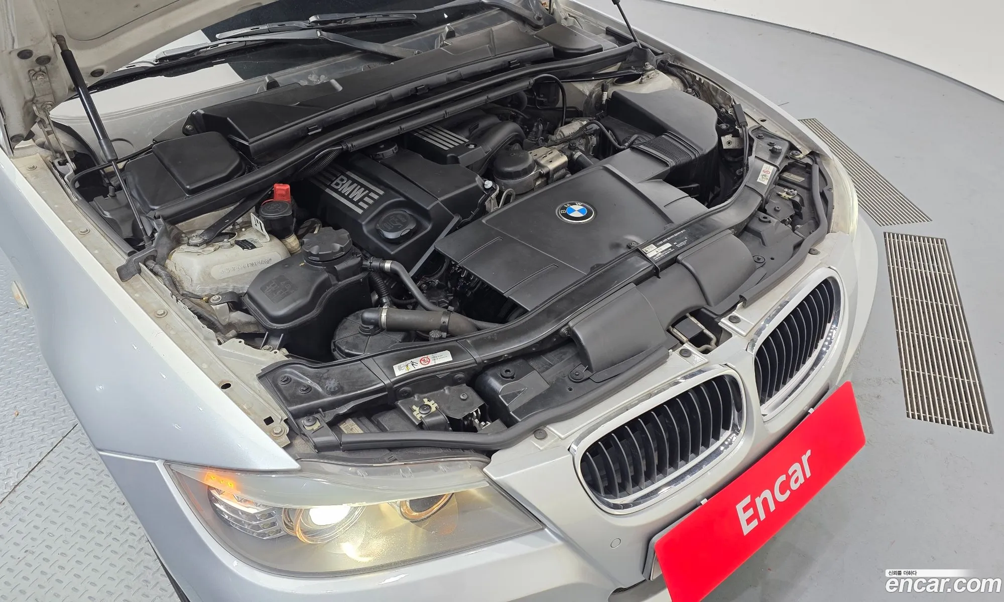 BMW 3 Series 2011 WBAPG5501BNM89768 — 13