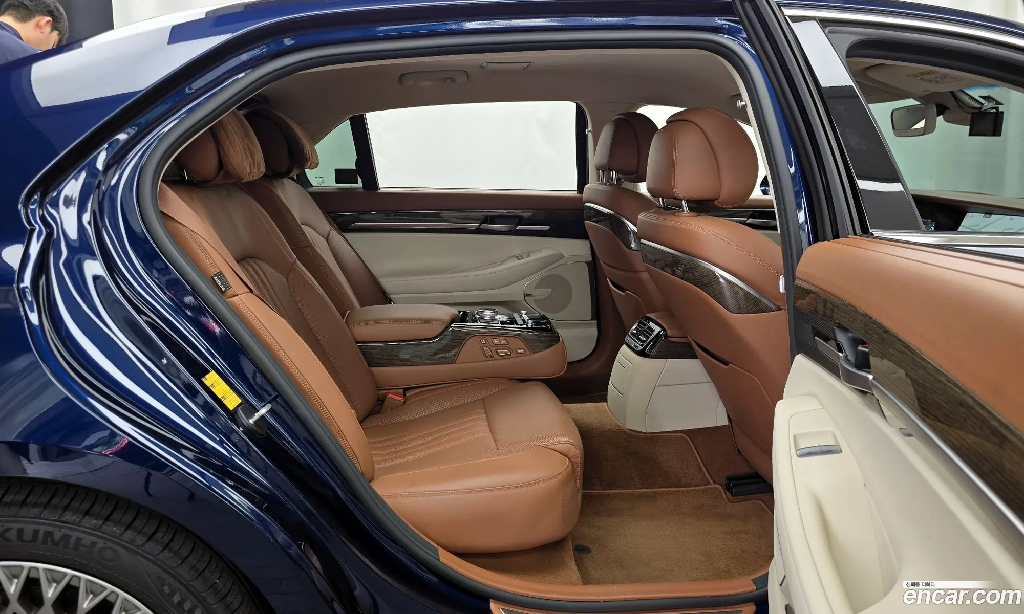 Genesis G90 2020 — 12