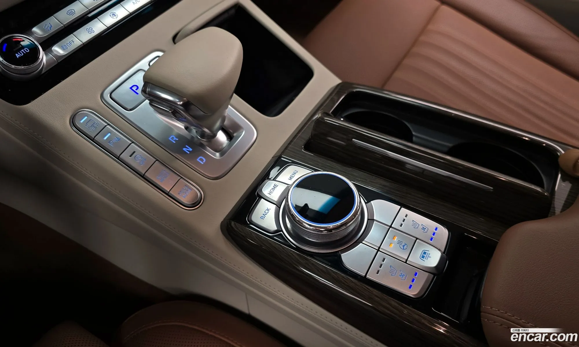 Genesis G90 2020 — 2