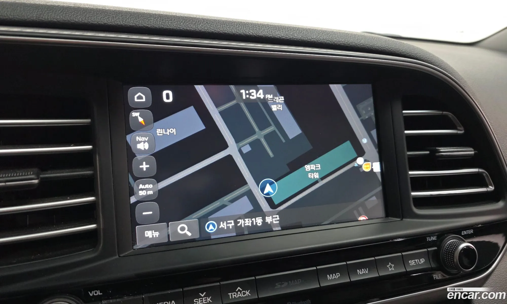Hyundai Elantra AD 2018 — 10