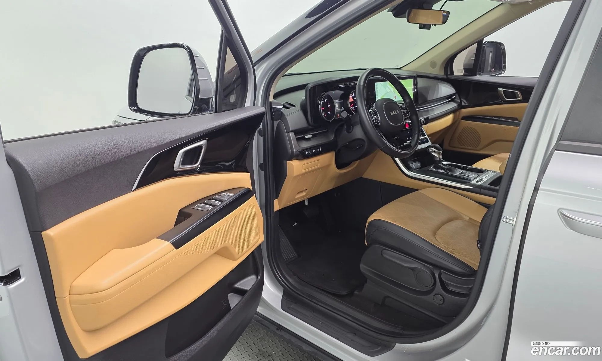 Kia Carnival 2022 — 18