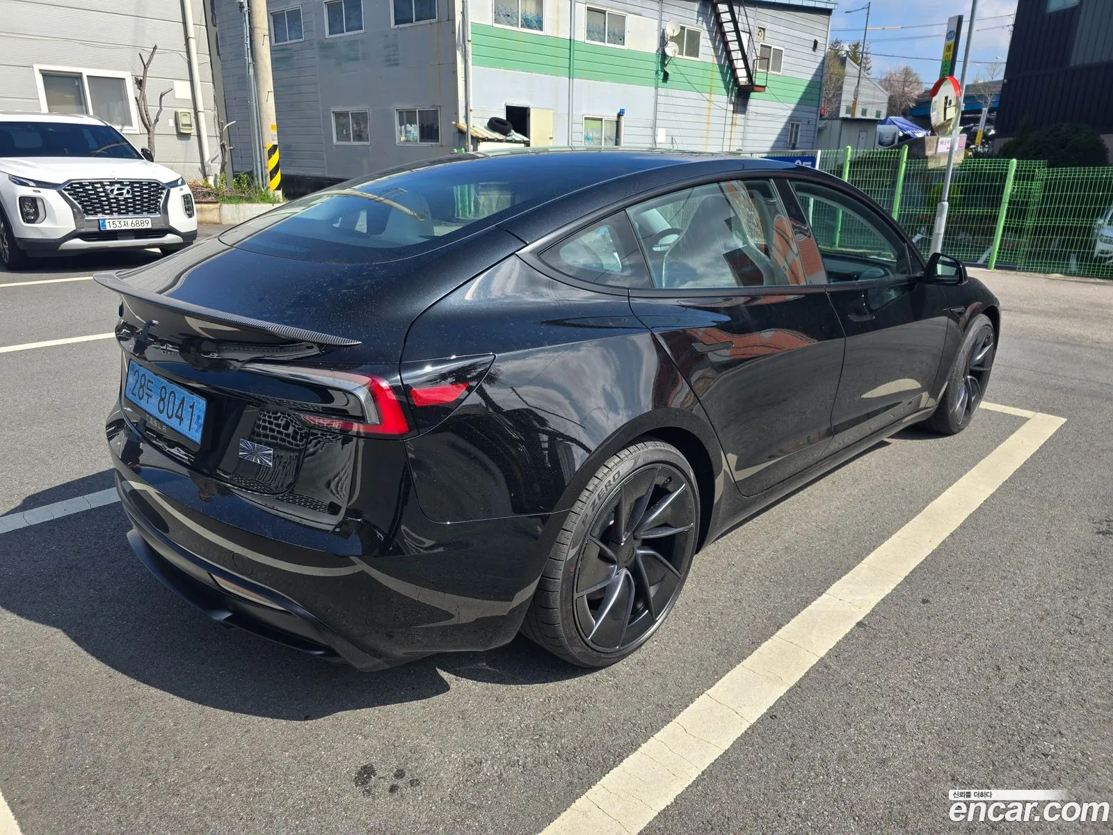 Tesla Model 3 2026 — 11