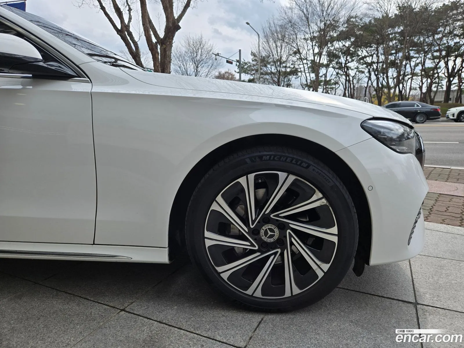 Mercedes-Benz E-Class W214 2024 — 3