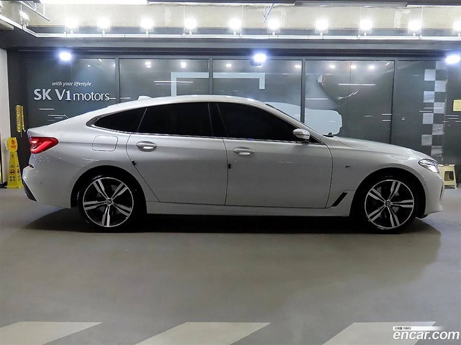 BMW 6 Series GT 2022 — 12