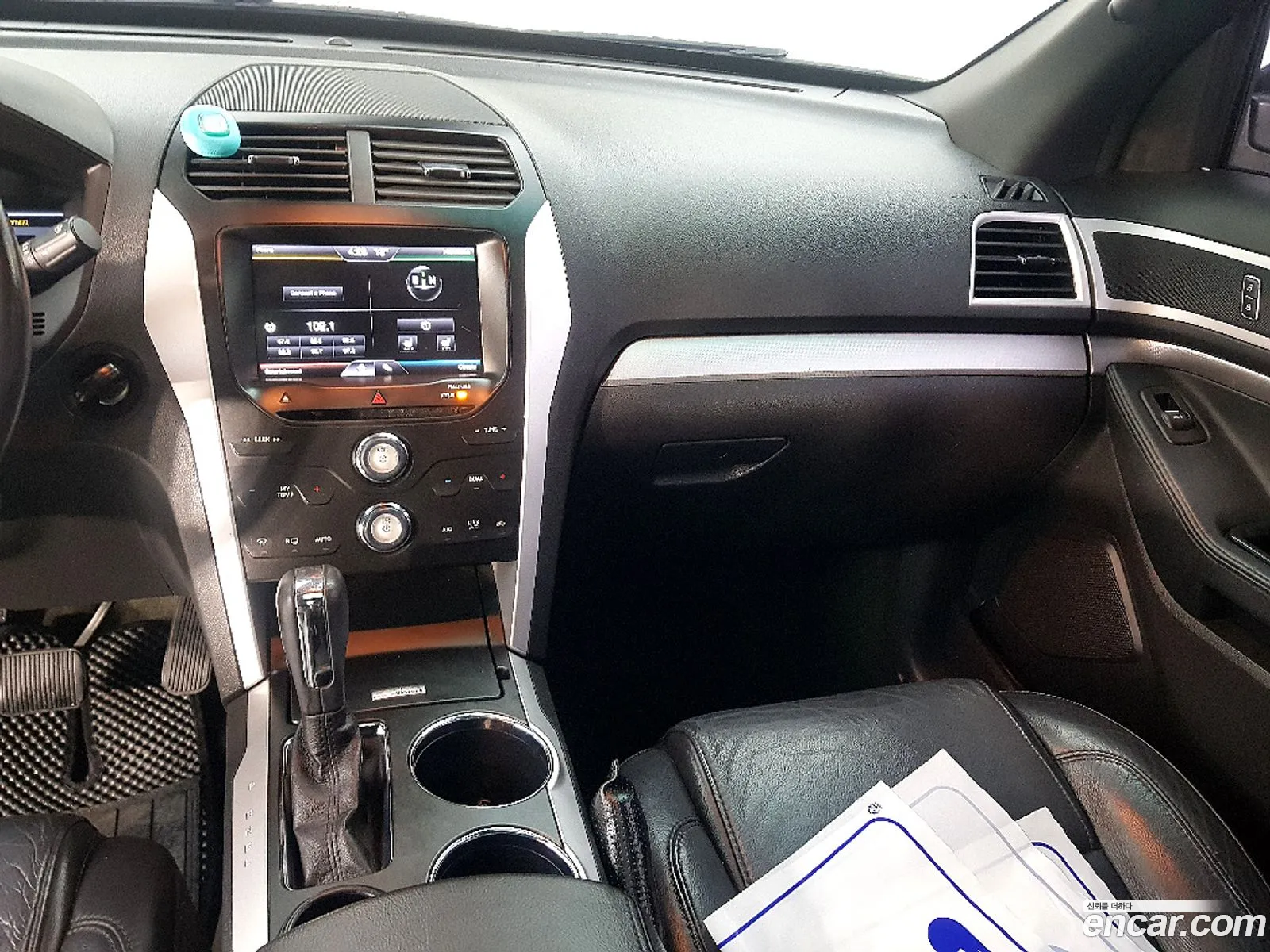 Ford Explorer 2013 — 10