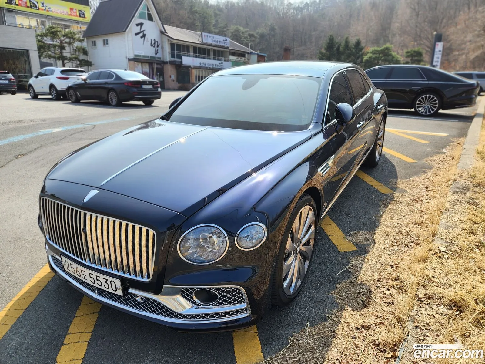 Bentley Flying Spur 2022 — 13