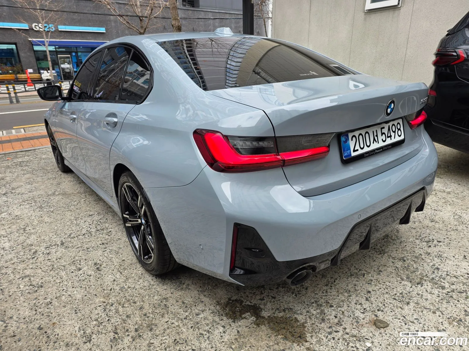 BMW 3 Series 2026 — 12