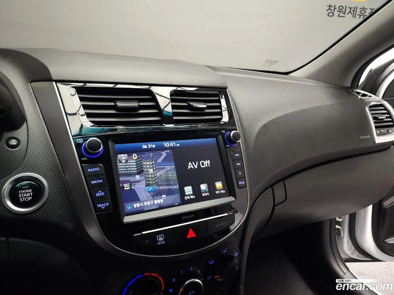 Hyundai Accent 2019 — 3