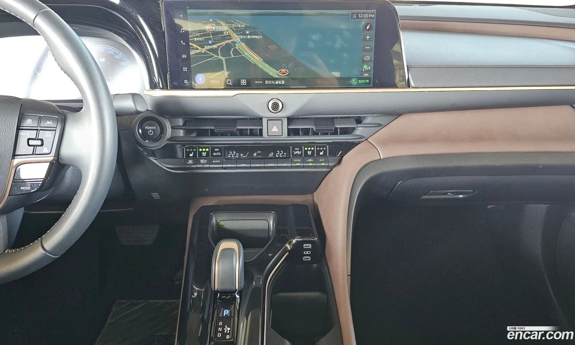 Toyota Crown Crossover 2023 JTDAAAAF6R3020436 — 16