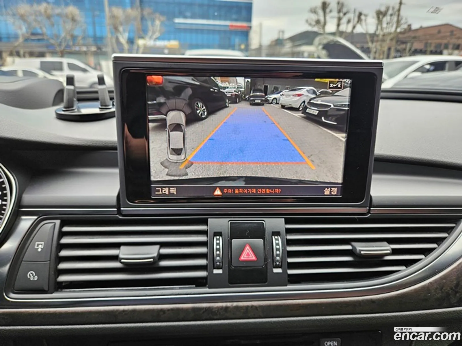 Audi A6 2018 — 14