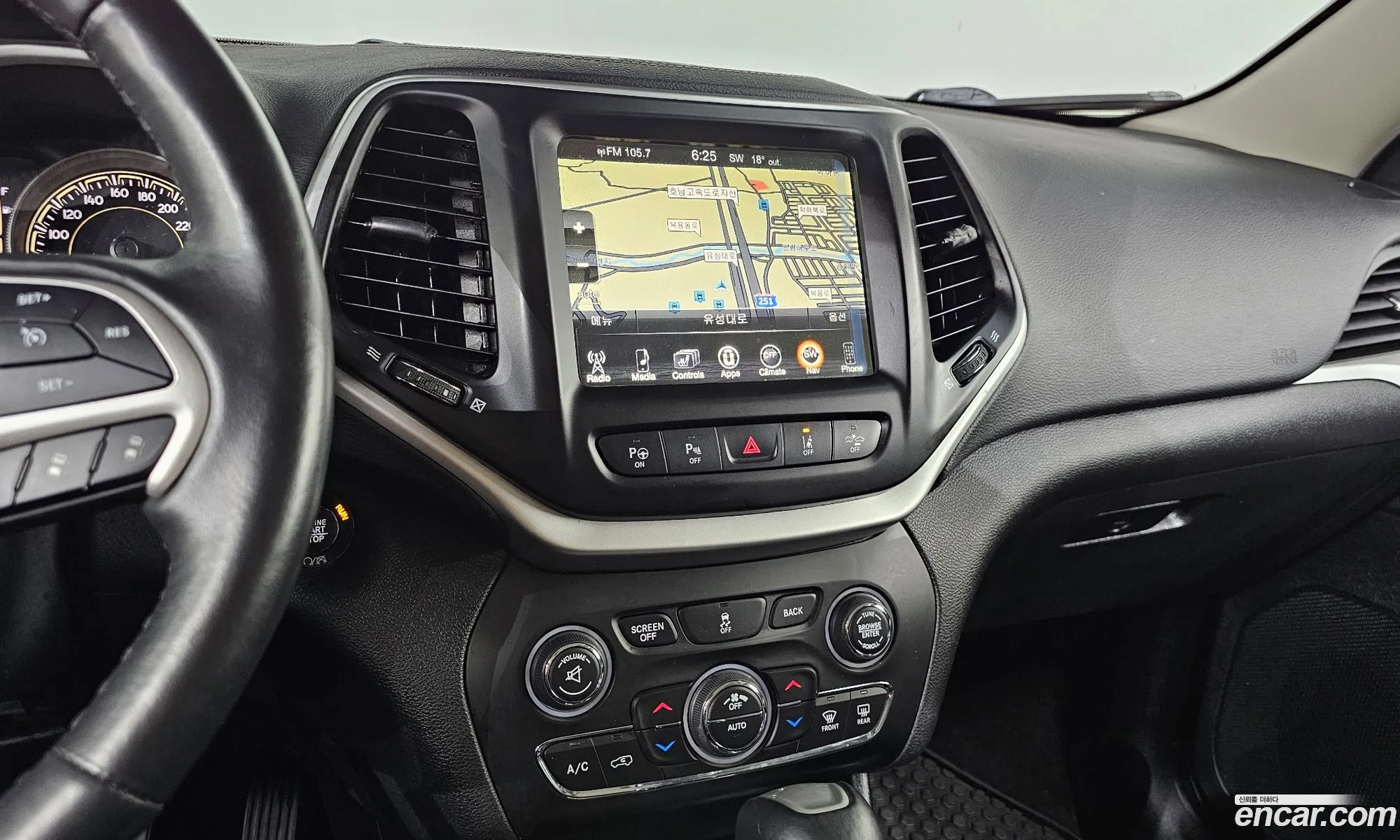 Jeep Cherokee 2018 1C4PJMCB8JD545650 — 4