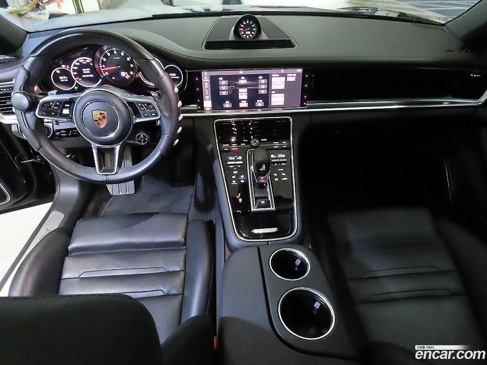 Porsche Panamera 2019 — 13