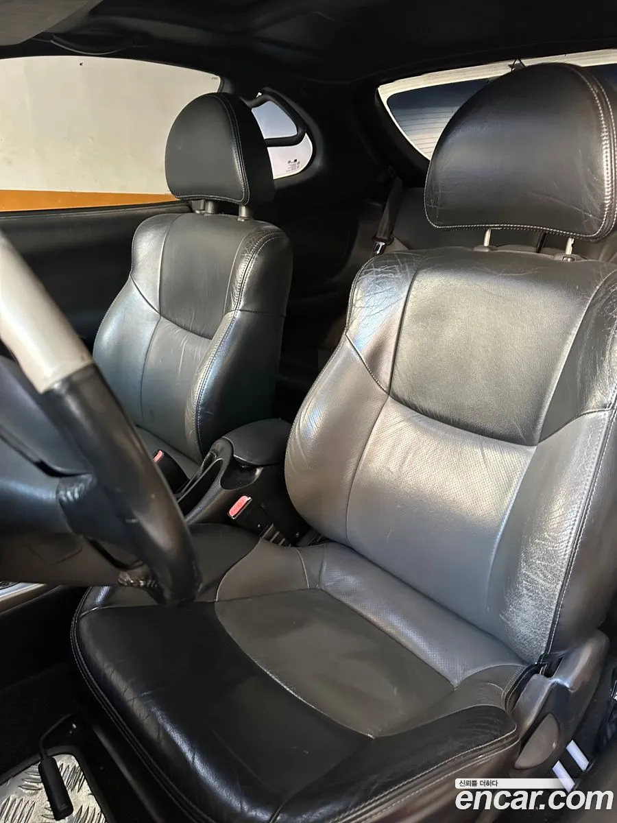 Hyundai Tiburon 2000 — 9