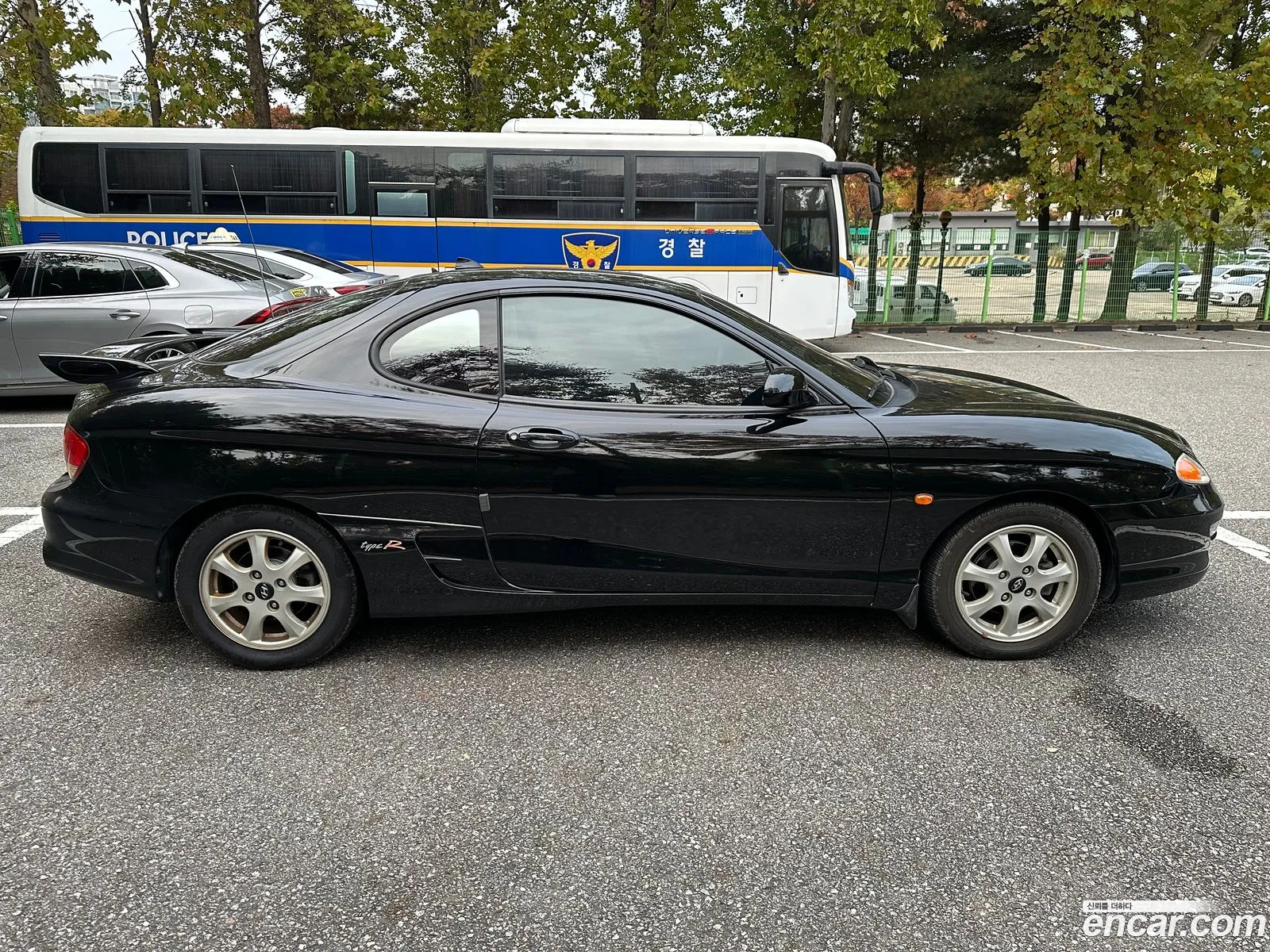 Hyundai Tiburon