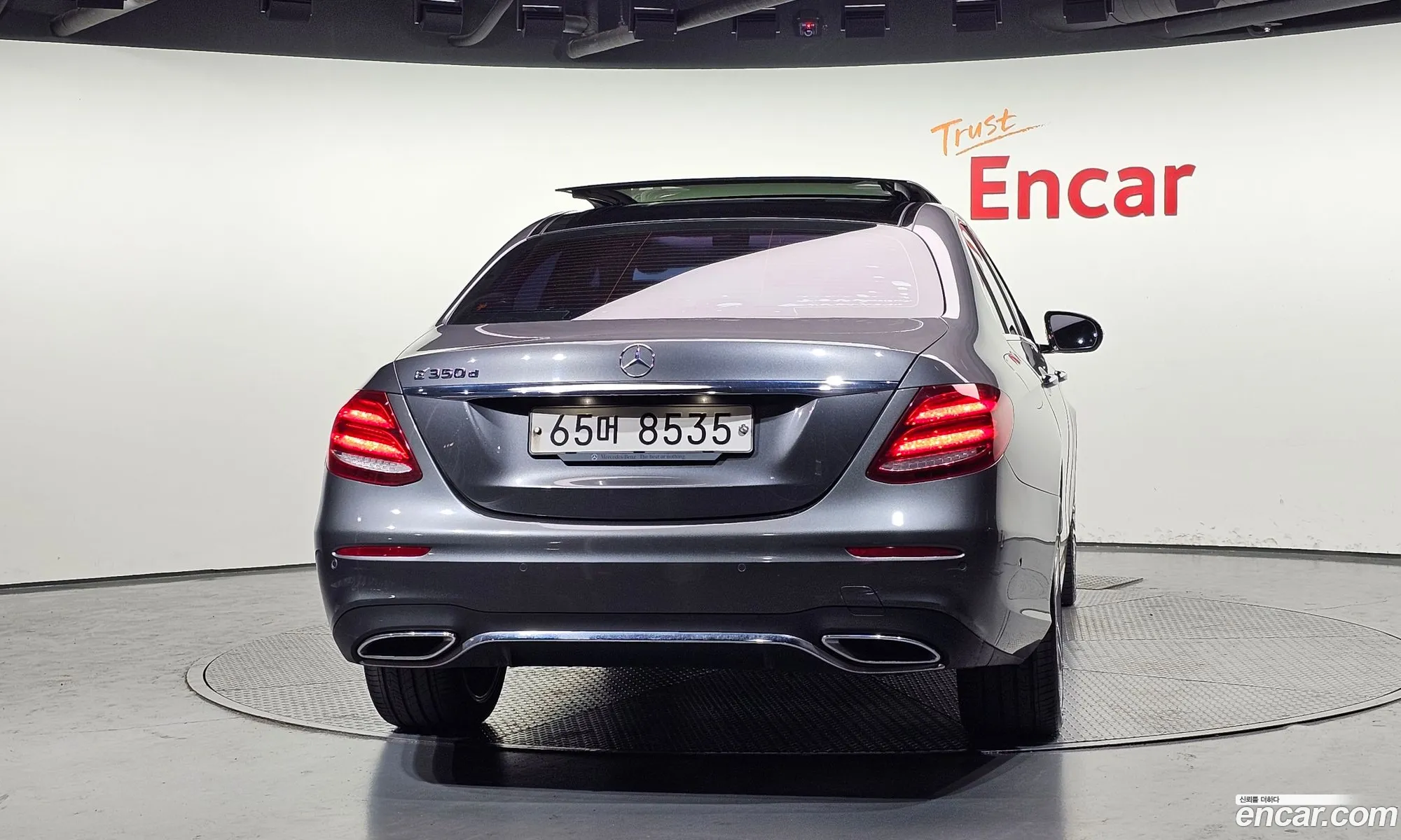 Mercedes-Benz E-Class W213 2017 WDDZF3DB1HA210086 — 3