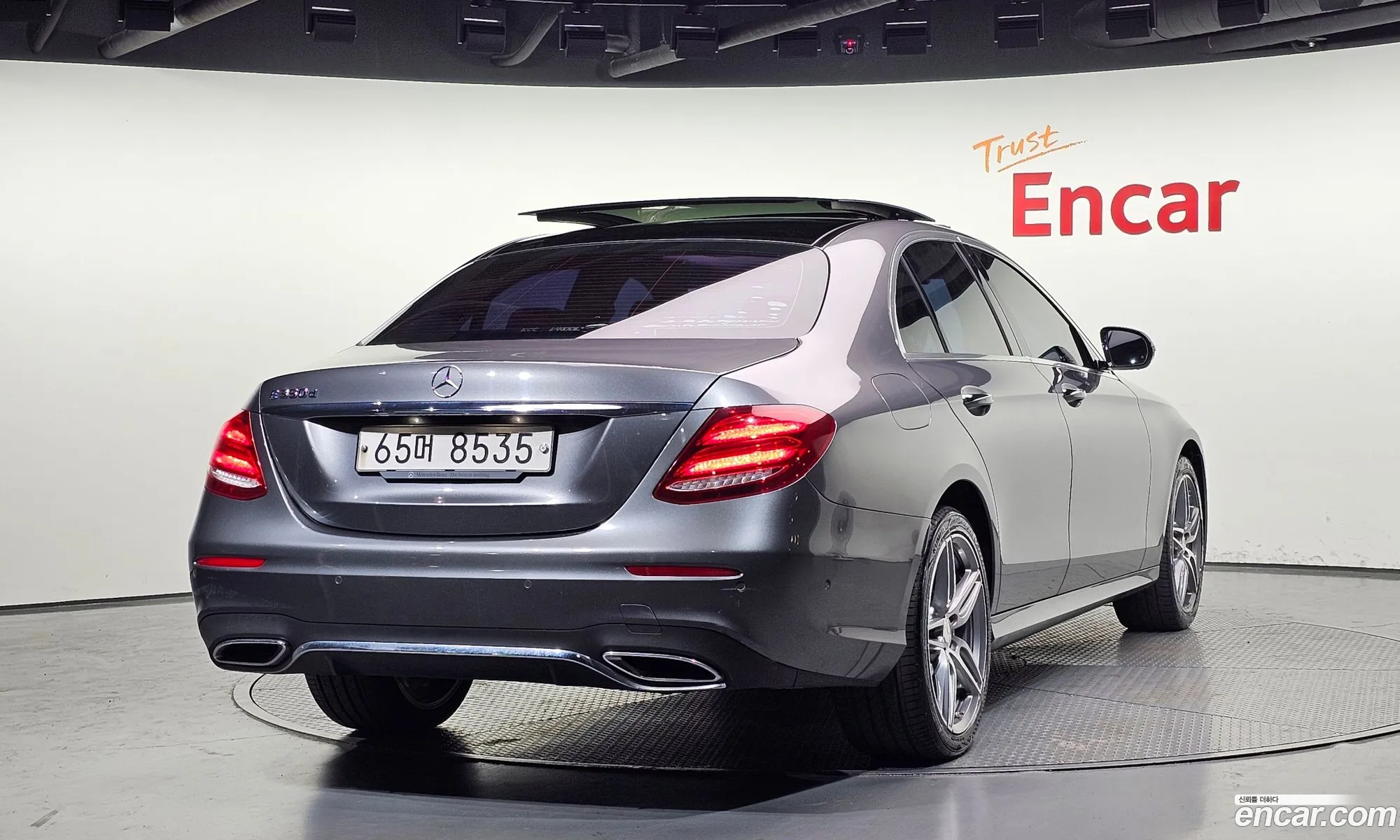 Mercedes-Benz E-Class W213 2017 WDDZF3DB1HA210086 — 6