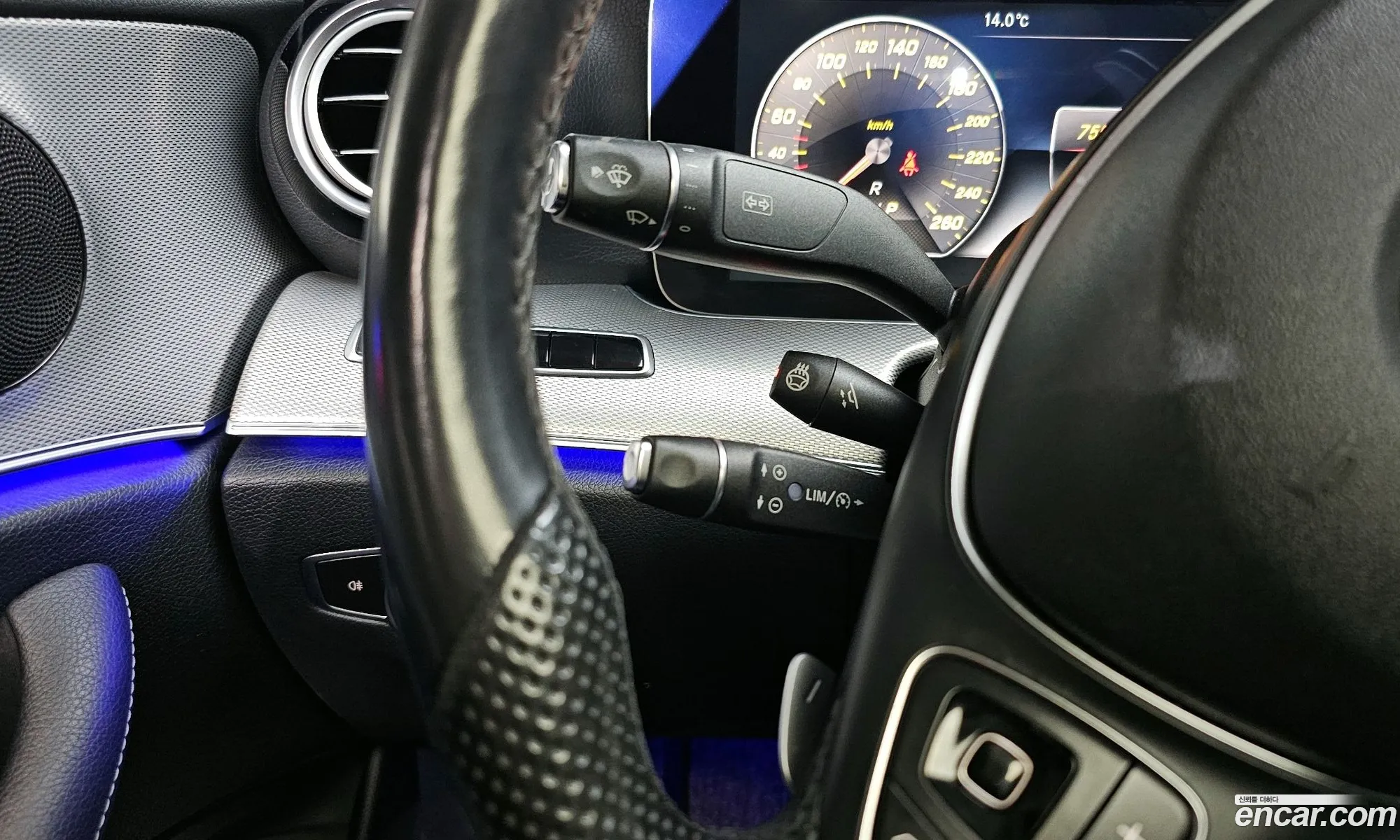 Mercedes-Benz E-Class W213 2017 WDDZF3DB1HA210086 — 2