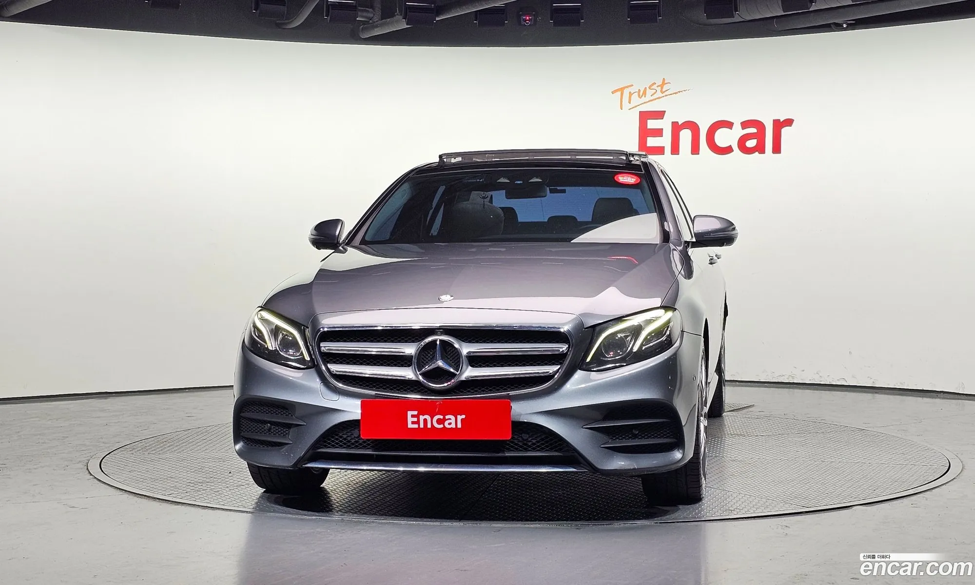 Mercedes-Benz E-Class W213 2017 WDDZF3DB1HA210086 — 14