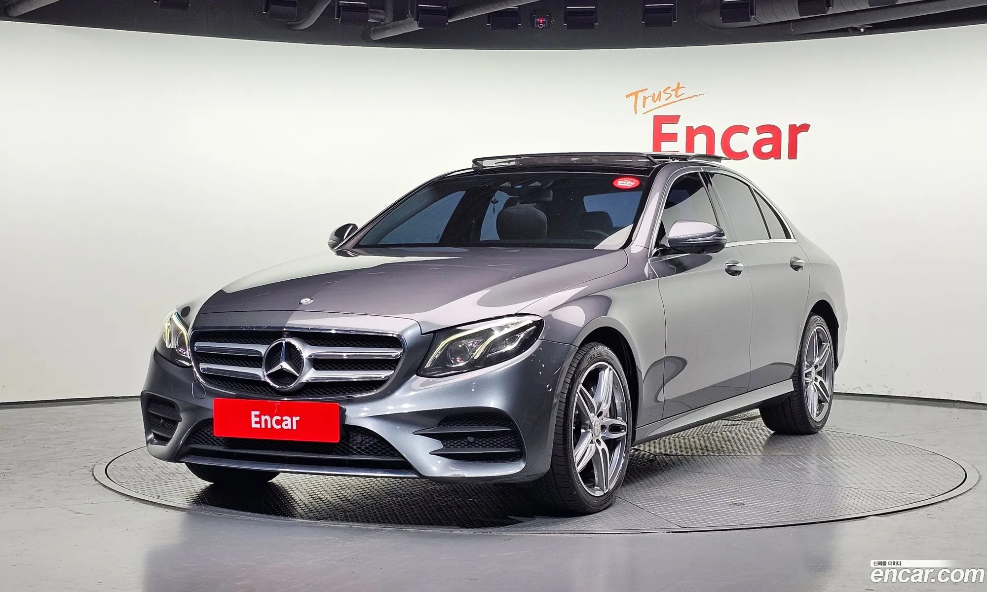 Mercedes-Benz E-Class W213 2017 WDDZF3DB1HA210086 — 10
