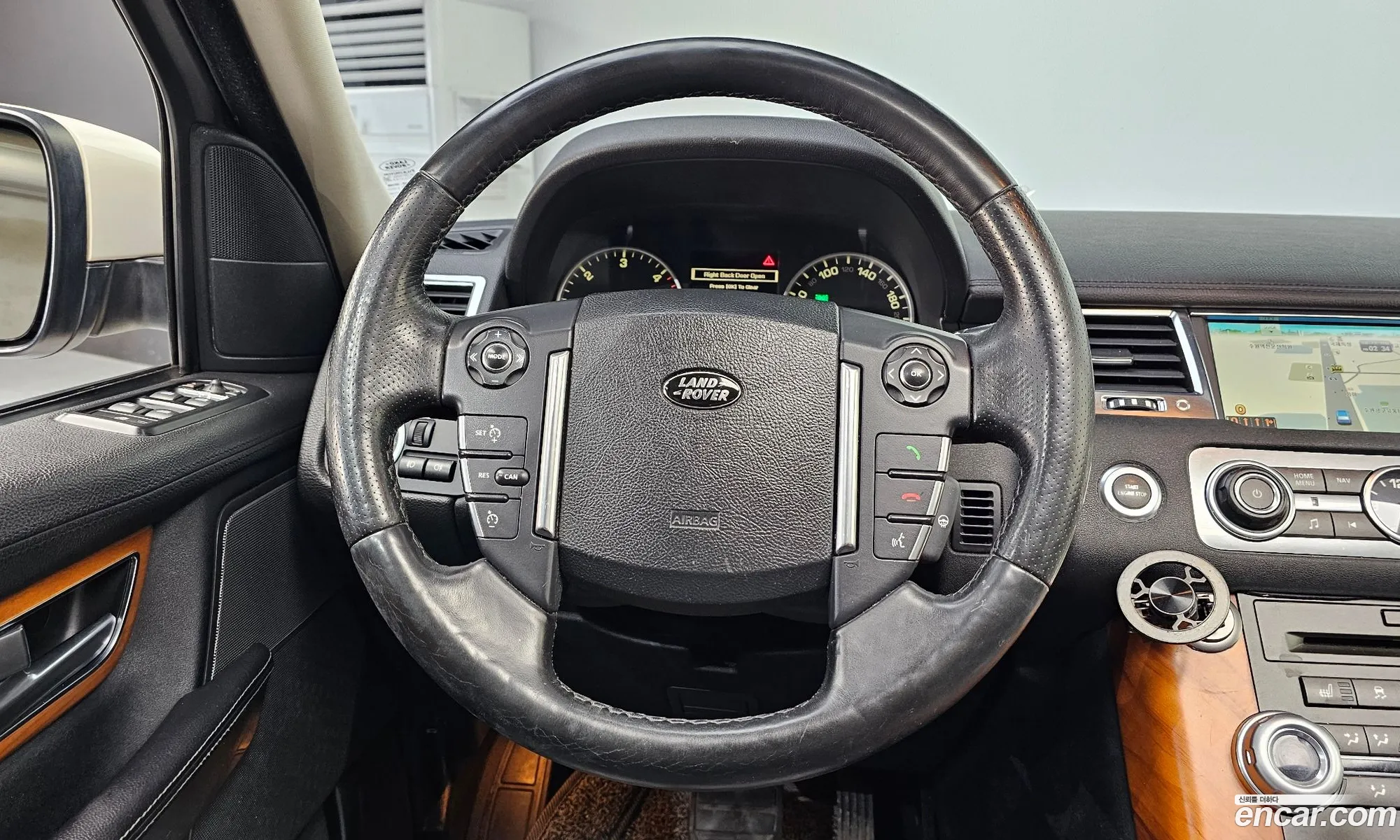 Land Rover Range Rover Sport 2009 SALLSAAF4AA224494 — 8