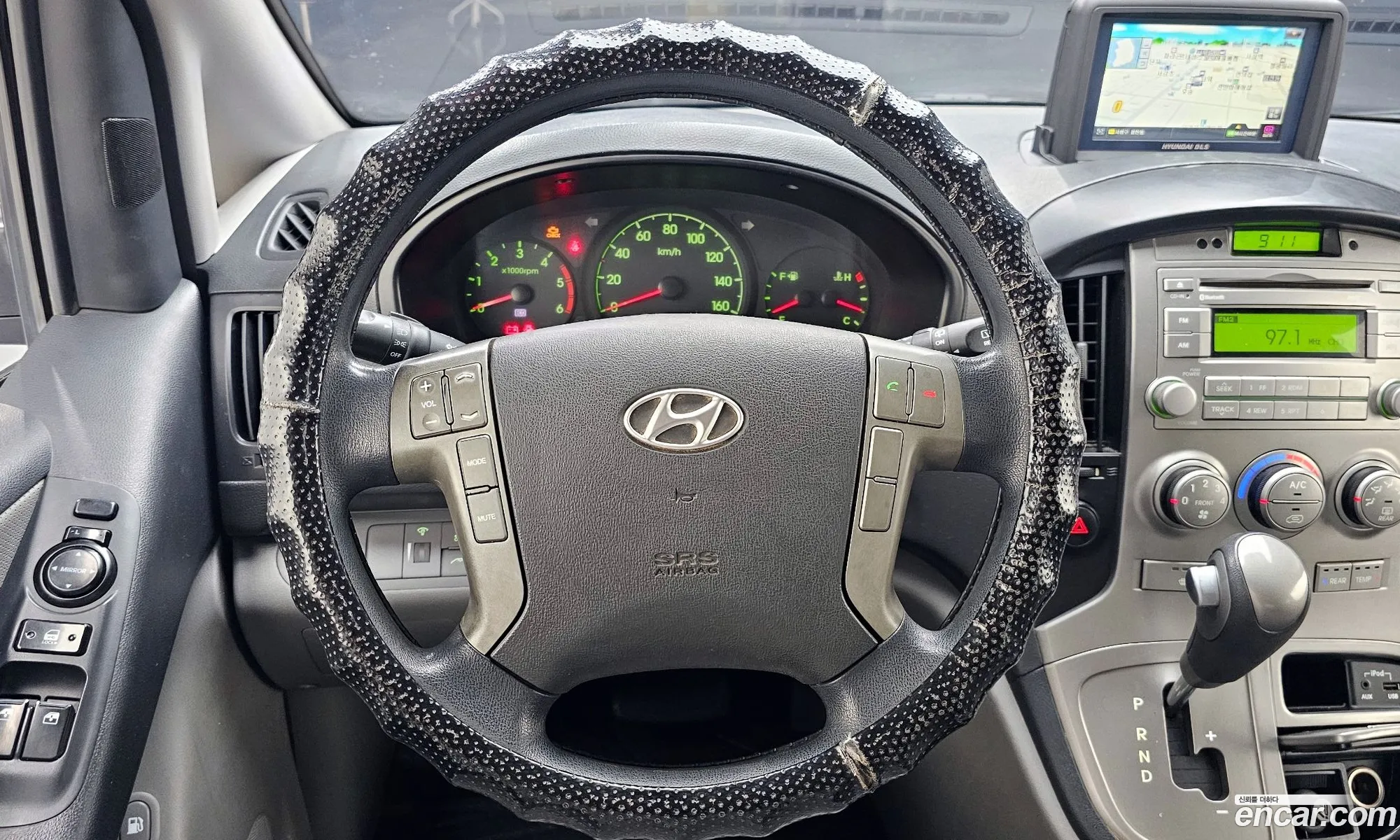 Hyundai Grand Starex 2014 — 11