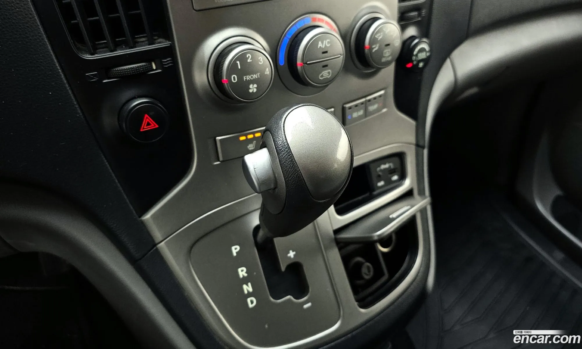 Hyundai Grand Starex 2014 — 4