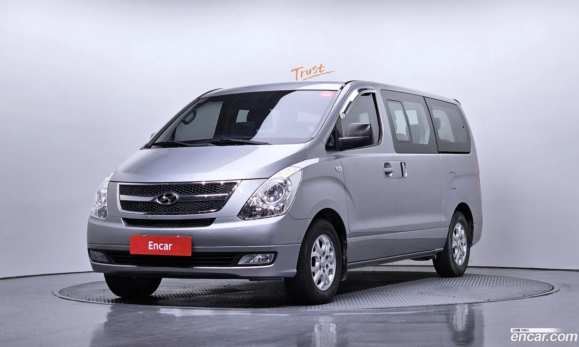 Hyundai Grand Starex 2014 — 14