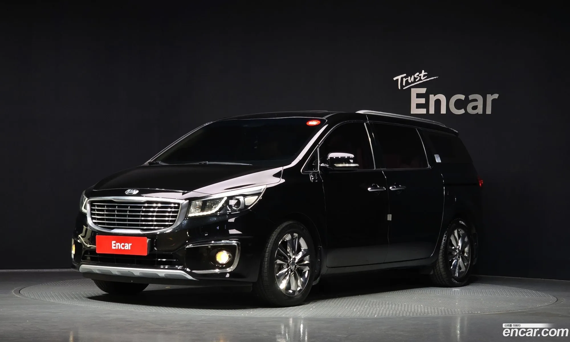Kia Carnival 2017 — 9