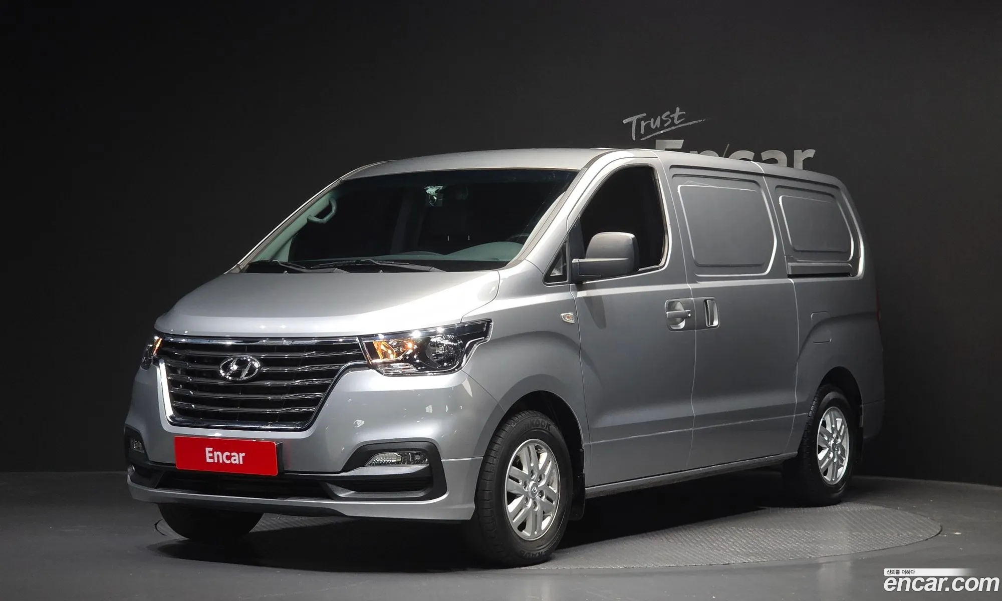 Hyundai Grand Starex 2019 — 16