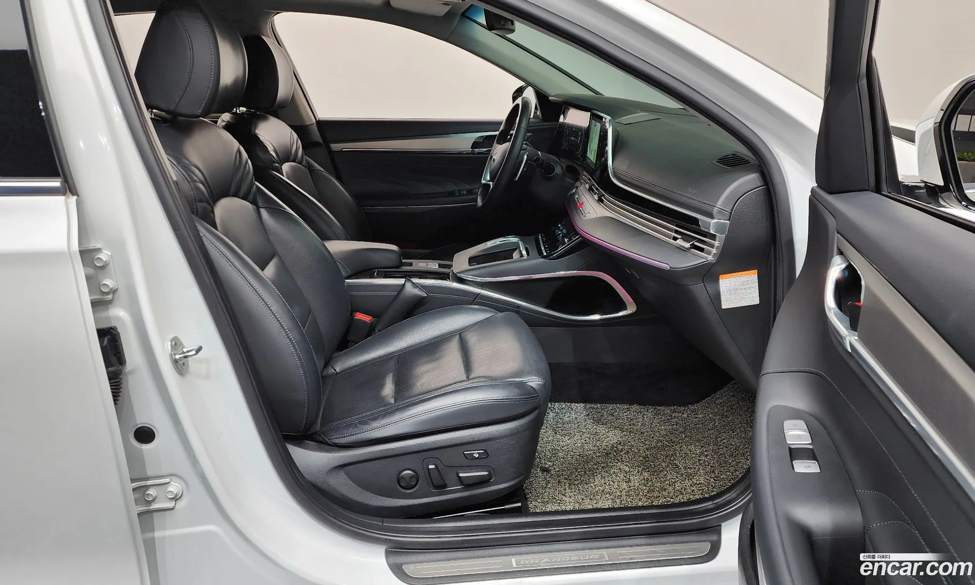 Hyundai Grandeur IG Hybrid 2021 — 2